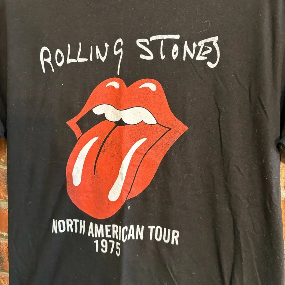 The Rolling Stones womens short sleeve t-shirt black medium
